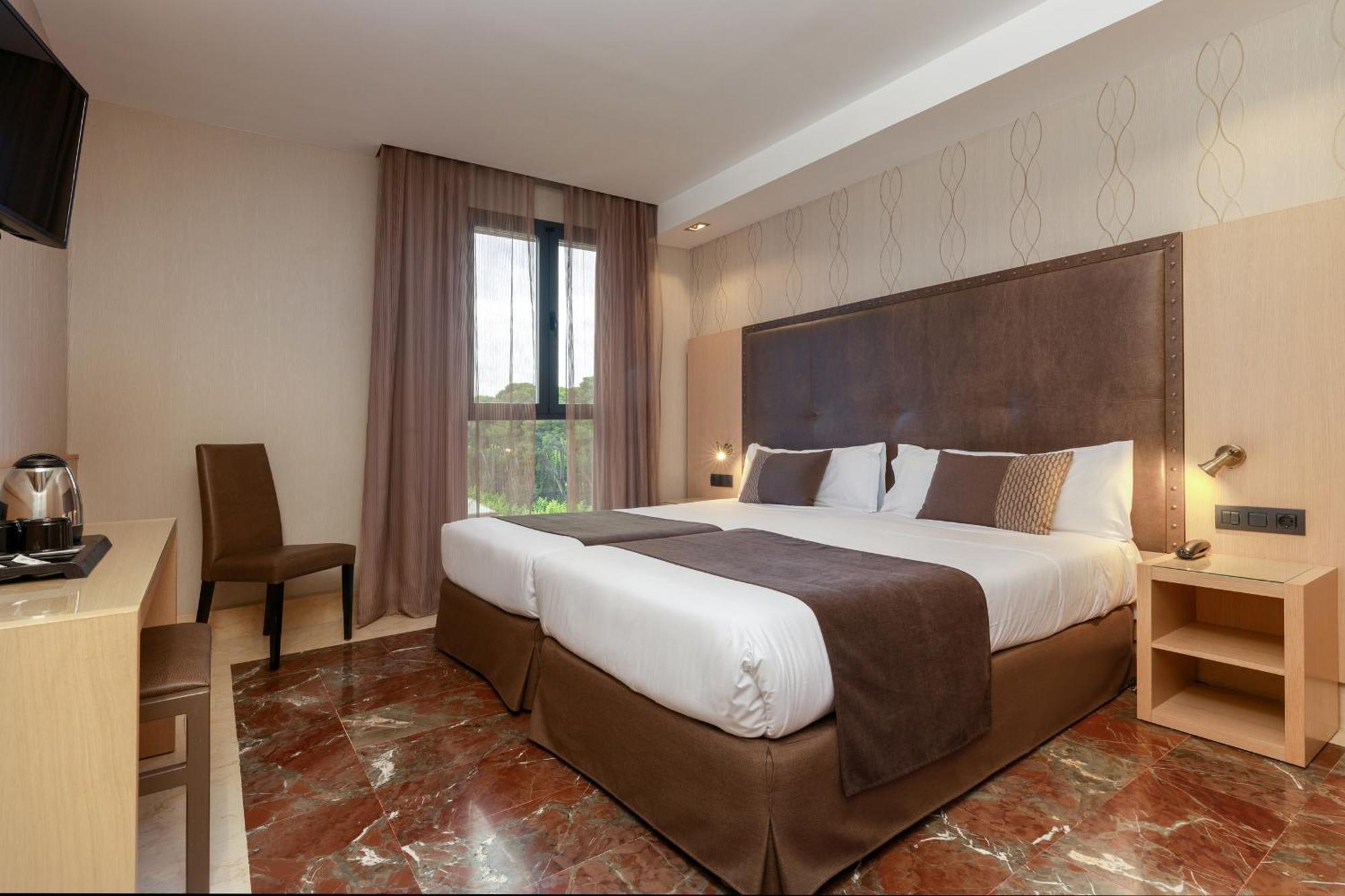 Double or Twin Room,1677854388:JPEG